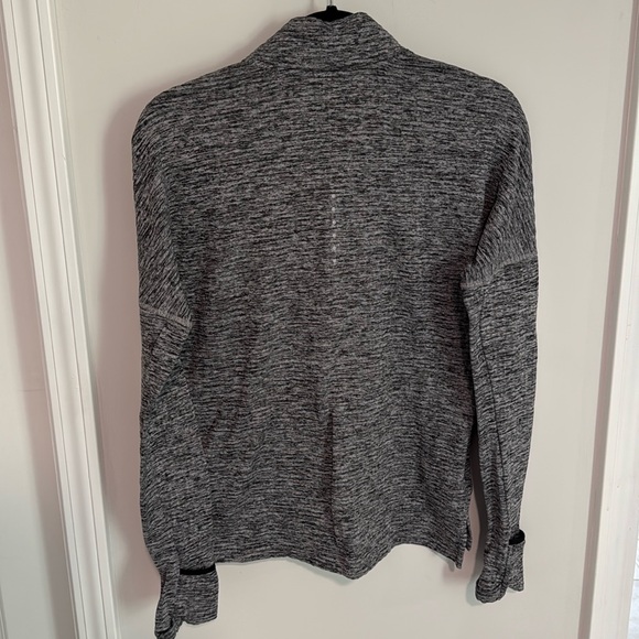 Nike Dri-Fit running pull over - Picture 5 of 5